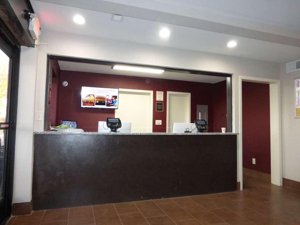 Red Roof Inn Dandridge Dalaman gambar